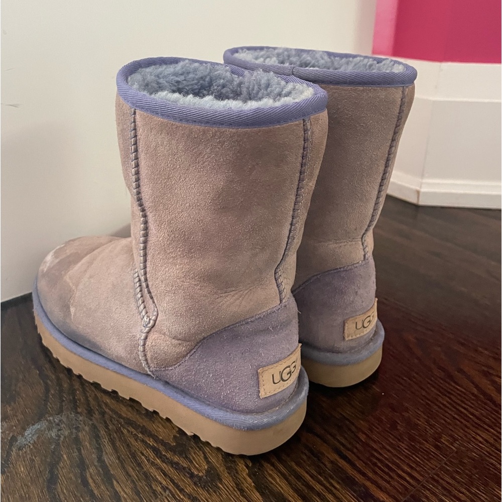 Indigo UGGs size 7